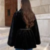 capa-eleganta-din-blana-ecologica-cu-guler-inalt-si-curea-in-talie