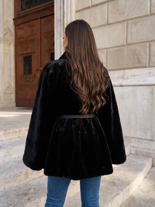 capa-eleganta-din-blana-ecologica-cu-guler-inalt-si-curea-in-talie