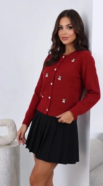 cardigan-din-tricot-cu-aplicatii-cirese-perlate-si-nasturi-perla