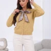 cardigan-din-tricot-cu-esarfa-la-guler-si-nasturi-aurii