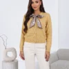 cardigan-din-tricot-cu-esarfa-la-guler-si-nasturi-aurii