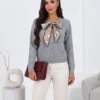 cardigan-din-tricot-cu-esarfa-la-guler-si-nasturi-aurii