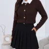cardigan-din-tricot-cu-guler-alb-si-nasturi-stralucitori