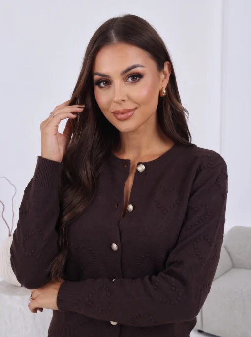 cardigan-din-tricot-cu-inimi-in-relief-si-nasturi-aurii