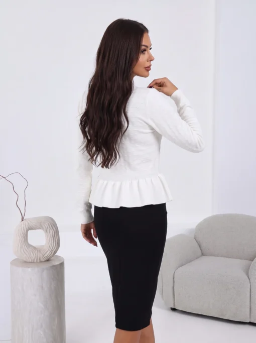 cardigan-din-tricot-cu-volanas-peplum-si-nasturi-perlati