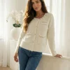 cardigan-elegant-alb-cu-nasturi-si-aplicatii-perle