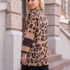 cardigan-elegant-din-tricot-cu-imprimeu-si-franjuri-la-tiv
