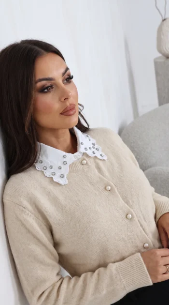 cardigan-elegant-din-tricot-fin-cu-guler-alb-cu-strasuri