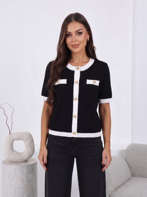 cardigan-elegant-din-tricot-fin-cu-nasturi-aurii