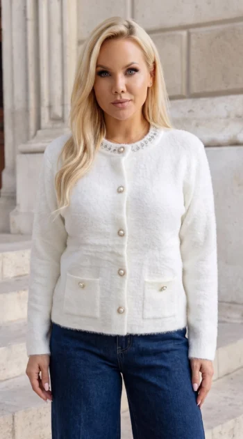 cardigan-elegant-din-tricot-pufos-cu-perle
