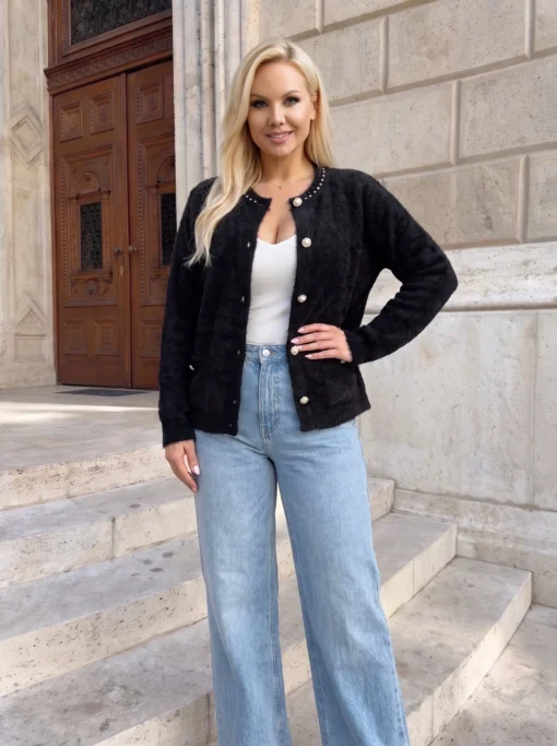 cardigan-elegant-din-tricot-pufos-cu-perle
