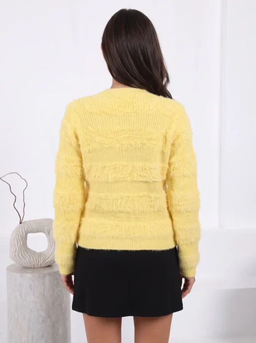 cardigan-elegant-din-tricot-pufos-cu-perle