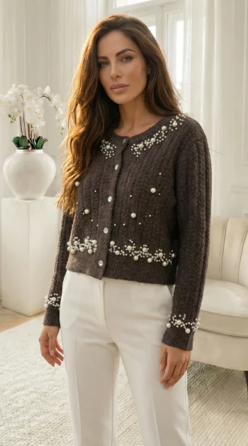 cardigan-elegant-maro-cu-nasturi-si-aplicatii-perle