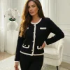 cardigan-elegant-negru-cu-detalii-albe-si-nasturi-decorativi