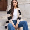 cardigan-lung-din-tricot-fin-cu-dungi-late-contrastante