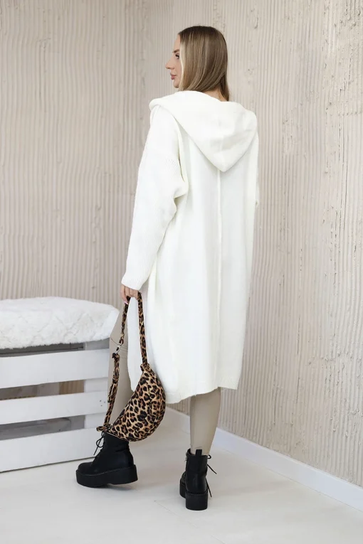 cardigan-lung-ecru-din-tricot-moale-cu-gluga