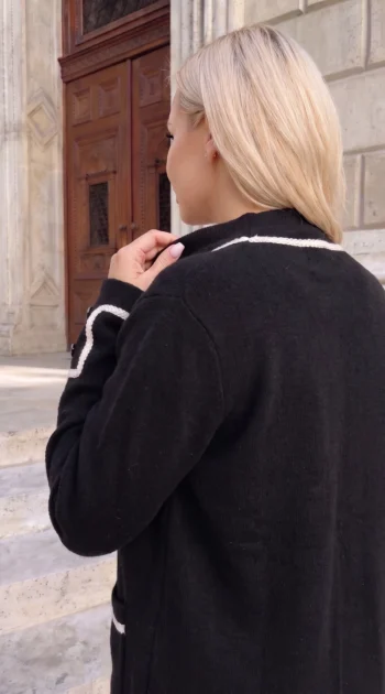 cardigan-lung-elegant-din-tricot-fin-cu-paspoal-contrastant