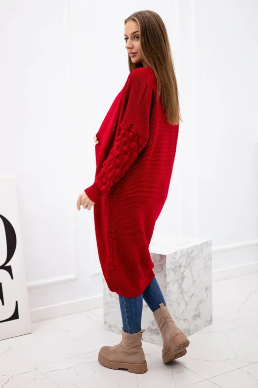 cardigan-lung-rosu-tricotat-cu-aspect-texturat