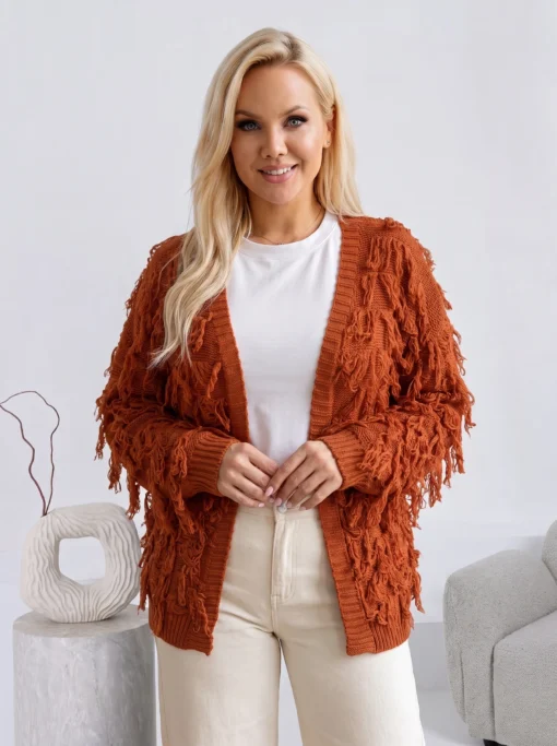 cardigan-pufos-cu-franjuri