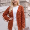 cardigan-pufos-cu-franjuri
