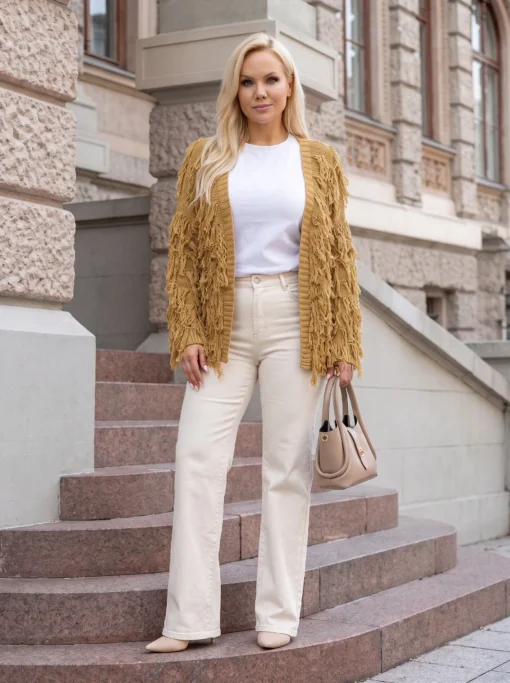 cardigan-pufos-cu-franjuri
