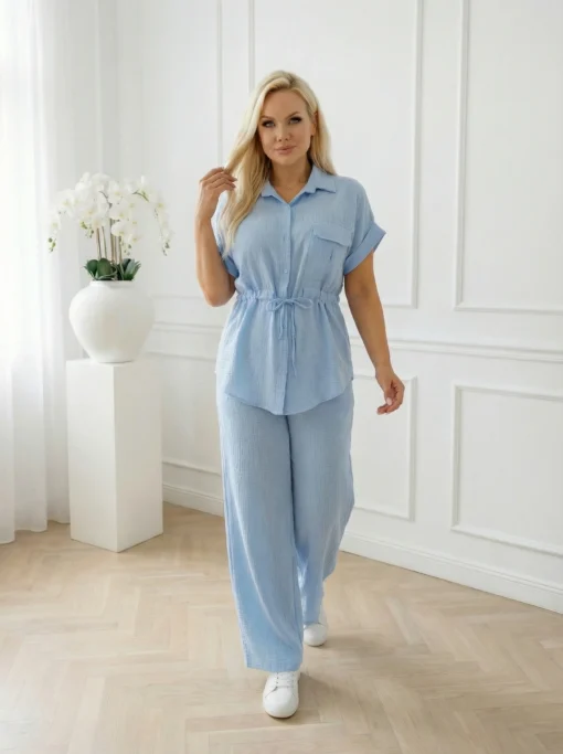 compleu-bleu-cu-camasa-si-pantaloni-evazati