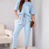 compleu-bleu-din-vascoza-cu-top-cu-maneca-scurta-si-pantaloni-cu-snur