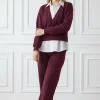 compleu-bordo-elegant-cu-pantaloni-evazati-si-bluza-cu-guler-si-baza-tip-camasa