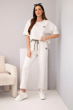 Compleu crem din vascoza cu top cu maneca scurta si pantaloni cu snur