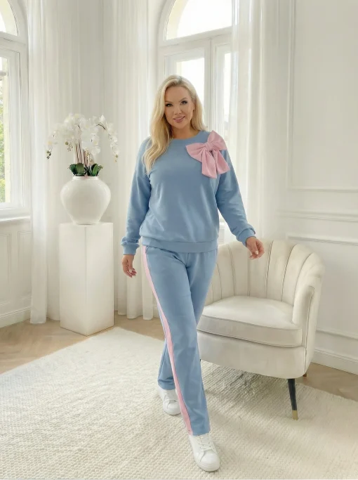 compleu-dama-bleu-cu-funda-roz-statement