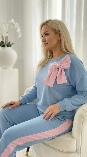 compleu-dama-bleu-cu-funda-roz-statement