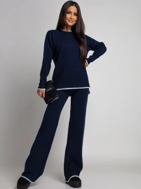 Compleu dama bleumarin tricotat cu detalii albe format din bluza si pantaloni