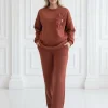 compleu-dama-caramiziu-elegant-cu-floare-3d