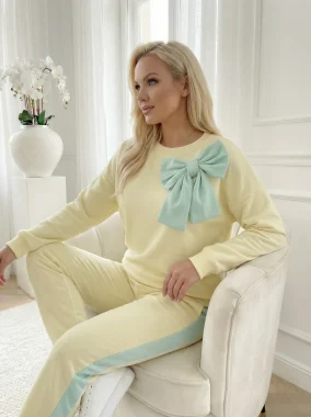 Compleu dama galben pastel cu funda mint statement