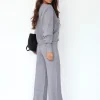 compleu-dama-gri-cu-strasuri-format-din-bluza-si-pantaloni