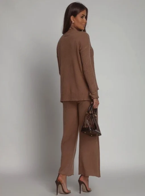 compleu-dama-maro-tricotat-cu-pulover-si-pantaloni-lejeri