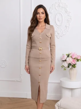 Compleu din tricot fin din doua piese cu detalii aurii