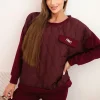 compleu-din-vascoza-bordo-cu-bluza-matlasata-si-detaliu-metalic