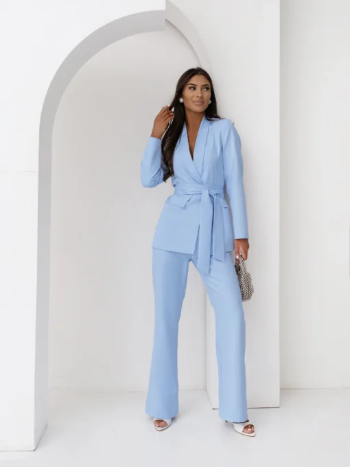 compleu-elegant-bleu-format-din-sacou-cu-cordon-si-pantaloni-evazati