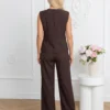 compleu-elegant-ciocolatiu-format-din-vesta-cu-nasturi-metalici-si-pantaloni