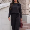 compleu-elegant-cu-aplicatie-florala-3d