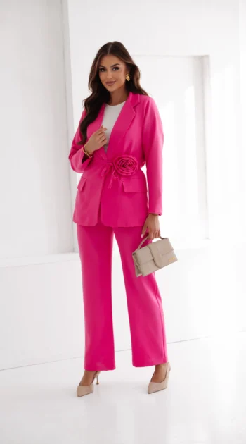 compleu-elegant-fucsia-cu-cordon-cu-floare-si-pantaloni-drepti