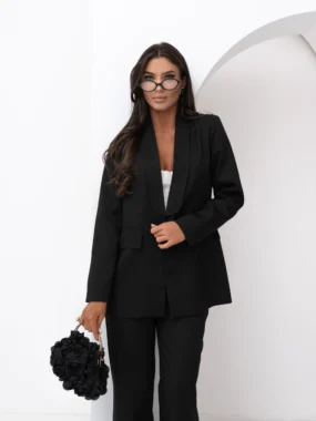 Compleu elegant negru format din sacou cu cordon si pantaloni evazati