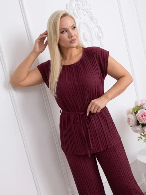 compleu-elegant-plisat-bordo-cu-cordon-in-talie