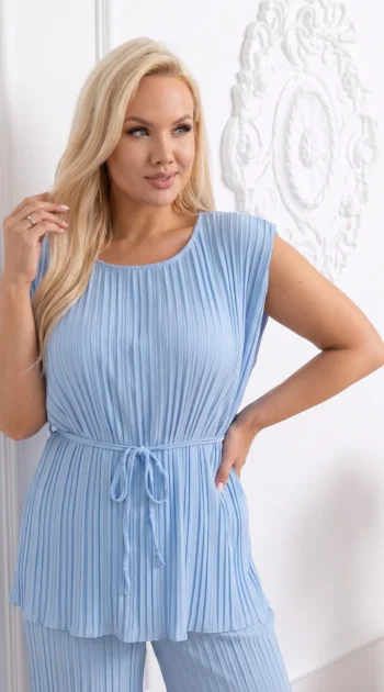 compleu-elegant-plisat-roz-cu-cordon-in-talie