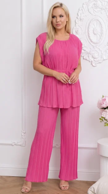 compleu-elegant-plisat-roz-cu-cordon-in-talie
