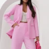 compleu-elegant-roz-format-din-sacou-cu-cordon-si-pantaloni-evazati