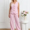 compleu-elegant-roz-format-din-vesta-cu-nasturi-metalici-si-pantaloni