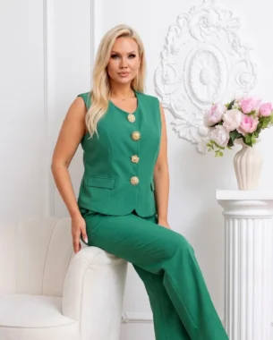 Compleu elegant verde format din vesta cu nasturi metalici si pantaloni