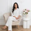 compleu-lejer-din-bumbac-cu-camasa-oversized-si-pantaloni-drepti